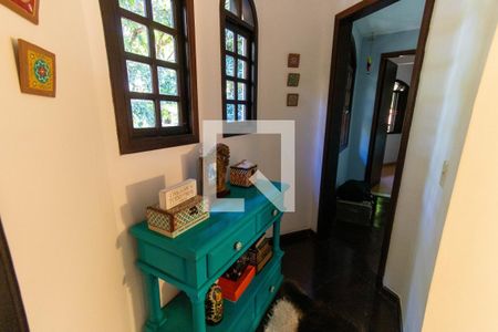 Casa para alugar com 4700m², 8 quartos e 6 vagasCorredor Casa 2