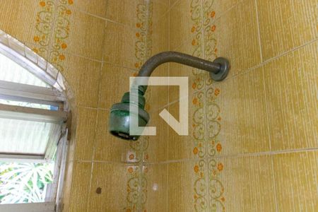 Casa para alugar com 4700m², 8 quartos e 6 vagasChuveiro