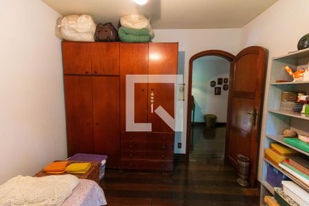 Casa para alugar com 4700m², 8 quartos e 6 vagasQuarto 1