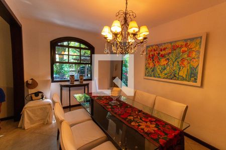 Casa para alugar com 4700m², 8 quartos e 6 vagasSala Casa 2