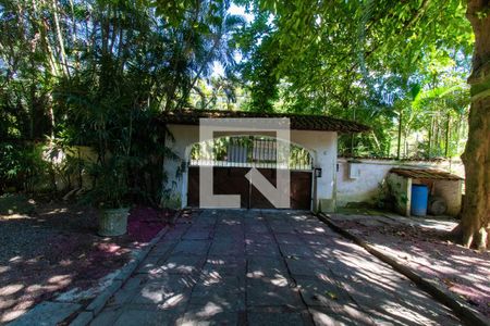 Casa para alugar com 4700m², 8 quartos e 6 vagasEntrada