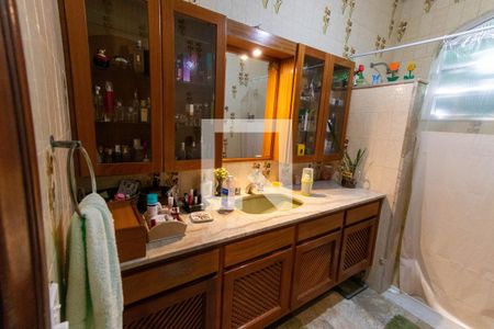 Casa para alugar com 4700m², 8 quartos e 6 vagasBanheiro da Suíte 1