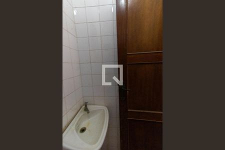 Casa para alugar com 4700m², 8 quartos e 6 vagasBanheiro de serviço