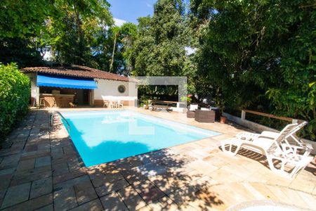 Casa para alugar com 4700m², 8 quartos e 6 vagasPiscina