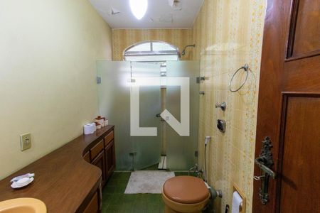 Casa para alugar com 4700m², 8 quartos e 6 vagasBanheiro Social