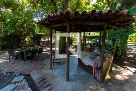 Casa para alugar com 4700m², 8 quartos e 6 vagasQuintal