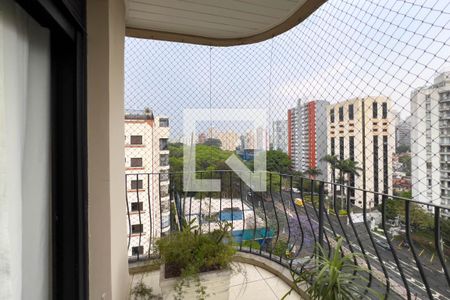 Apartamento à venda com 163m², 2 quartos e 2 vagasVaranda Suíte