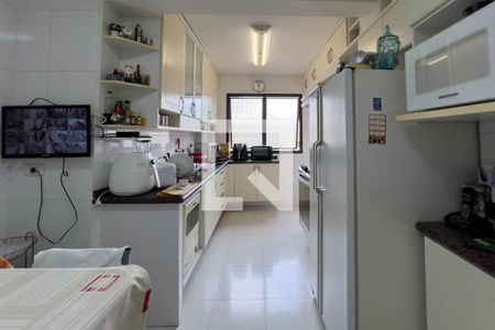Apartamento à venda com 163m², 2 quartos e 2 vagasCozinha