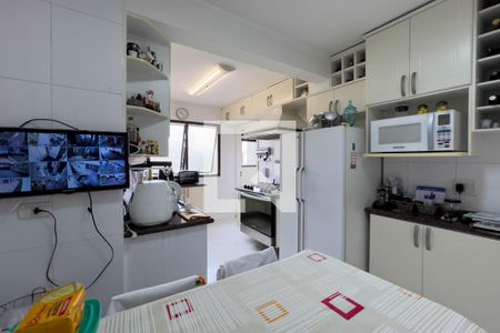 Apartamento à venda com 163m², 2 quartos e 2 vagasCozinha