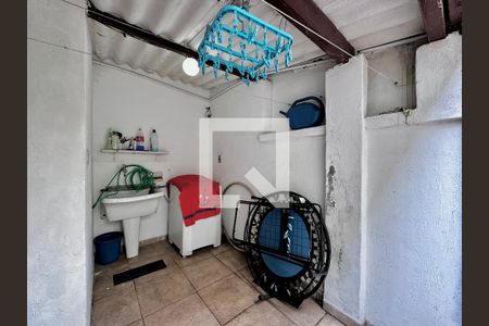 Casa para alugar com 170m², 4 quartos e 2 vagas Casa para alugar com 170m², 4 quartos e 2 vagasÁrea de Serviço