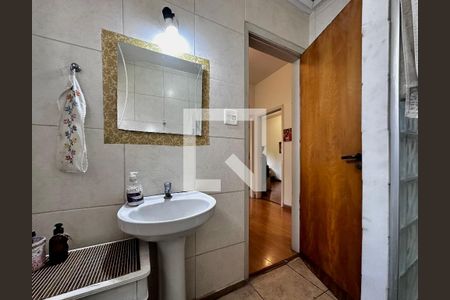 Casa para alugar com 170m², 4 quartos e 2 vagas Casa para alugar com 170m², 4 quartos e 2 vagasBanheiro Social