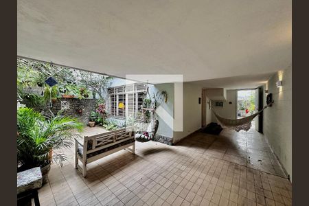 Casa para alugar com 170m², 4 quartos e 2 vagas Casa para alugar com 170m², 4 quartos e 2 vagasGaragem