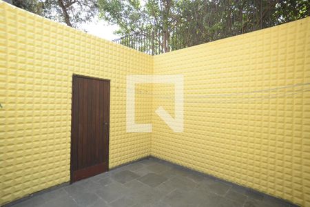 Casa para alugar com 250m², 3 quartos e 4 vagasQuintal