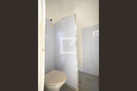 Casa para alugar com 250m², 3 quartos e 4 vagasBanheiro Externo