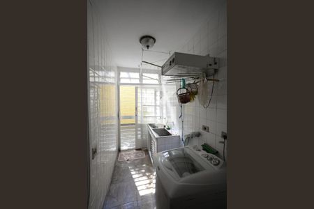 Casa para alugar com 250m², 3 quartos e 4 vagasÁrea de Serviço