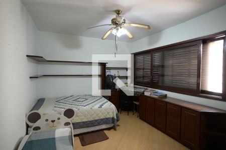 Casa para alugar com 250m², 3 quartos e 4 vagasSuíte 1