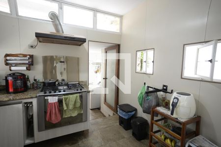 Casa para alugar com 250m², 3 quartos e 4 vagasCozinha