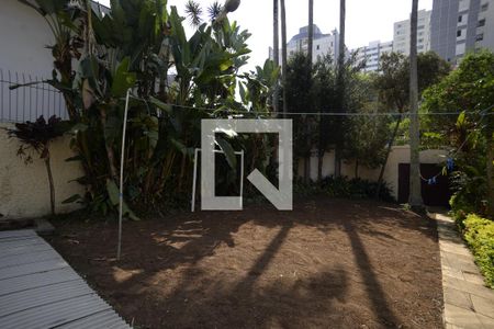 Casa para alugar com 250m², 3 quartos e 4 vagasQuintal