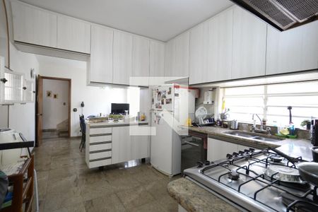 Casa para alugar com 250m², 3 quartos e 4 vagasCozinha