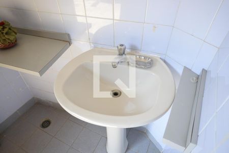 Casa para alugar com 250m², 3 quartos e 4 vagasBanheiro Externo