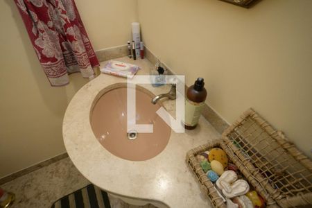 Casa para alugar com 250m², 3 quartos e 4 vagasLavabo