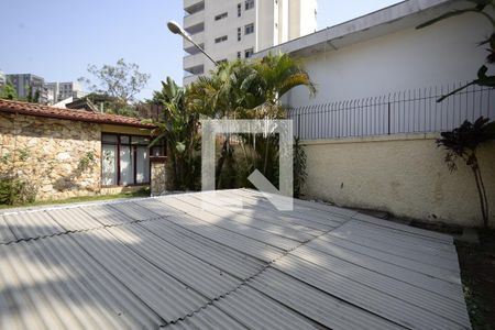 Casa para alugar com 250m², 3 quartos e 4 vagasPiscina