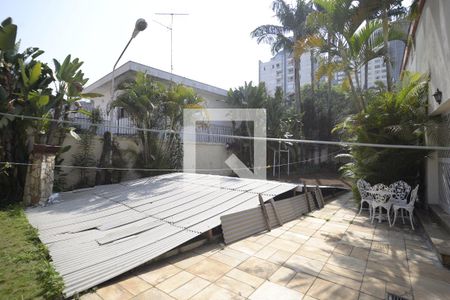 Casa para alugar com 250m², 3 quartos e 4 vagasPiscina