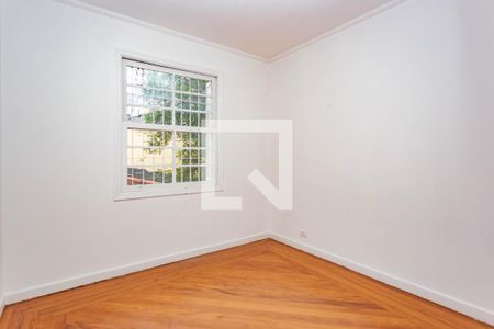 Casa à venda com 216m², 3 quartos e 2 vagasQuarto 3