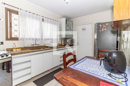 Apartamento à venda com 105m², 4 quartos e 2 vagasCozinha