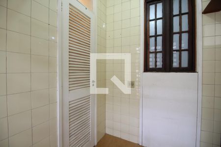 Apartamento à venda com 64m², 2 quartos e 1 vagaÁrea de Serviço