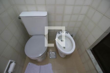 Apartamento à venda com 64m², 2 quartos e 1 vagaBanheiro Social