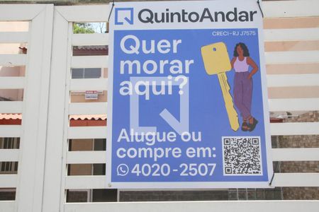 Casa de condomínio à venda com 120m², 3 quartos e 2 vagasPlaquinha