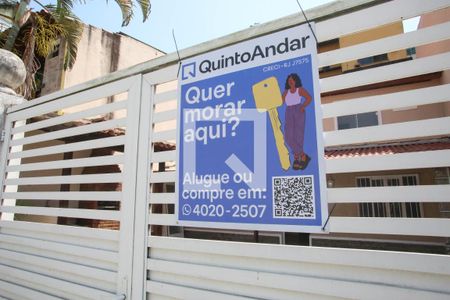 Casa de condomínio à venda com 120m², 3 quartos e 2 vagasPlaquinha