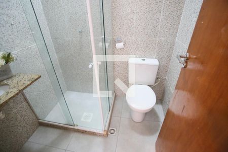 Casa de condomínio à venda com 120m², 3 quartos e 2 vagasBanheiro da Copa