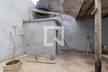 Casa à venda com 150m², 2 quartos e 3 vagas Casa à venda com 150m², 2 quartos e 3 vagasÁrea de Serviço / Quintal