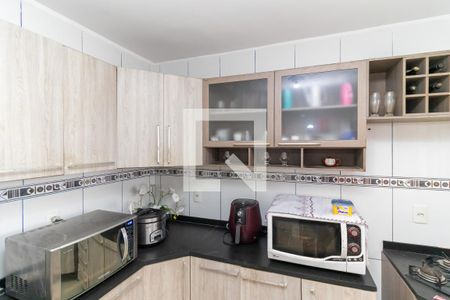 Casa à venda com 150m², 2 quartos e 3 vagas Casa à venda com 150m², 2 quartos e 3 vagasCozinha - Armários