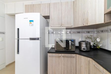 Casa à venda com 150m², 2 quartos e 3 vagas Casa à venda com 150m², 2 quartos e 3 vagasCozinha