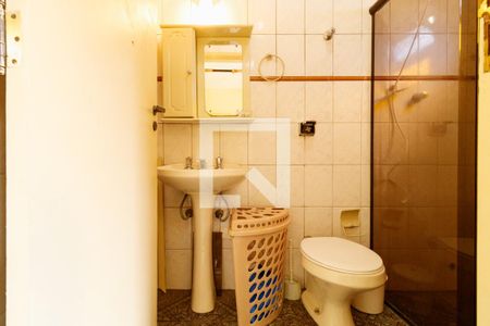 Casa à venda com 185m², 3 quartos e 2 vagas Casa à venda com 185m², 3 quartos e 2 vagasBanheiro da Suíte 3