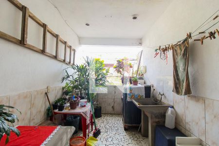 Casa à venda com 210m², 5 quartos e 1 vaga Casa à venda com 210m², 5 quartos e 1 vagaÁrea de Serviço