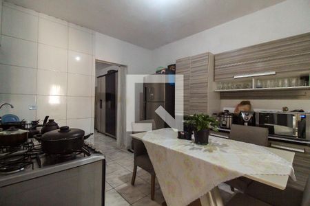 Casa à venda com 210m², 5 quartos e 1 vaga Casa à venda com 210m², 5 quartos e 1 vagaCozinha 2