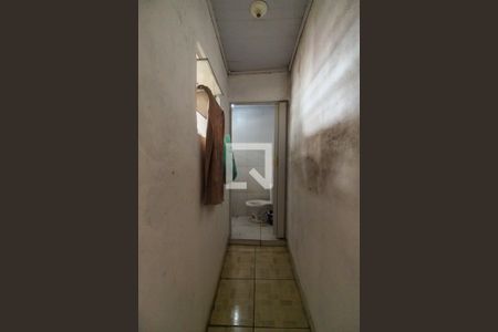 Casa à venda com 210m², 5 quartos e 1 vaga Casa à venda com 210m², 5 quartos e 1 vagaCorredor