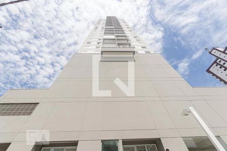 Apartamento para alugar com 56m², 3 quartos e 1 vaga Apartamento para alugar com 56m², 3 quartos e 1 vagaFachada
