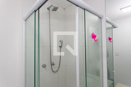 Apartamento para alugar com 56m², 3 quartos e 1 vaga Apartamento para alugar com 56m², 3 quartos e 1 vagaBanheiro Social