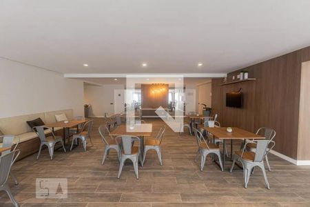 Apartamento para alugar com 56m², 3 quartos e 1 vaga Apartamento para alugar com 56m², 3 quartos e 1 vagaÁrea comum - Salão de festas