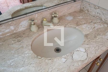 Apartamento para alugar com 56m², 2 quartos e 2 vagas Apartamento para alugar com 56m², 2 quartos e 2 vagasBanheiro