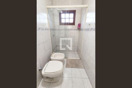 Casa à venda com 163m², 3 quartos e 4 vagas Casa à venda com 163m², 3 quartos e 4 vagasBanheiro 2