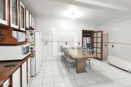 Casa à venda com 163m², 3 quartos e 4 vagas Casa à venda com 163m², 3 quartos e 4 vagasCozinha