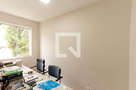 Casa à venda com 280m², 4 quartos e 2 vagasQuarto 2 - Escritório 