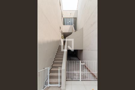 Casa à venda com 280m², 4 quartos e 2 vagasEscada 