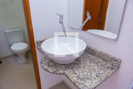 Casa à venda com 230m², 2 quartos e 4 vagasLavabo